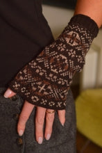 Load image into Gallery viewer, Aunty Mays Fair Isle Wrist Warmers