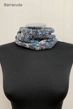 Load image into Gallery viewer, Contour Snood - Short