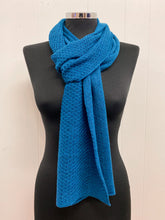 Load image into Gallery viewer, Tuck Stitch Scarf
