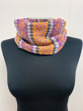 Load image into Gallery viewer, Funky Fair Isle Snood