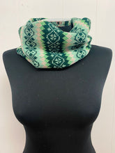 Load image into Gallery viewer, Funky Fair Isle Snood