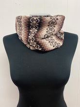 Load image into Gallery viewer, Funky Fair Isle Snood