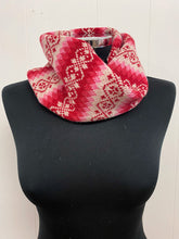 Load image into Gallery viewer, Funky Fair Isle Snood
