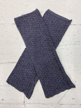 Load image into Gallery viewer, Tuck Stitch Wrist Warmers
