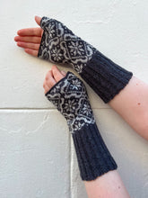Load image into Gallery viewer, Lizzie&#39;s Fair Isle Wrist Warmers
