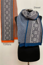 Load image into Gallery viewer, Vintage Fair Isle Border Scarf