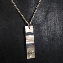 Load image into Gallery viewer, Yala Jewellery Silver Sandy Beach Necklace
