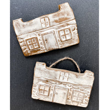 Load image into Gallery viewer, The Pottery North Roe - Hanging Croft Hoose
