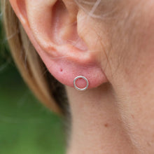 Load image into Gallery viewer, Lucy Kemp Mini Geo Circle Studs.
