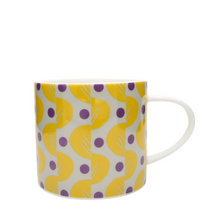 Load image into Gallery viewer, Kiran Ravilious Mug - Water Lily
