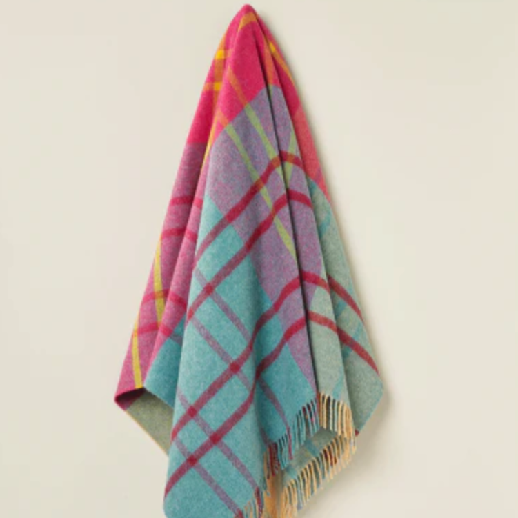 Bronte - Stormness Cerise/Mint Throw