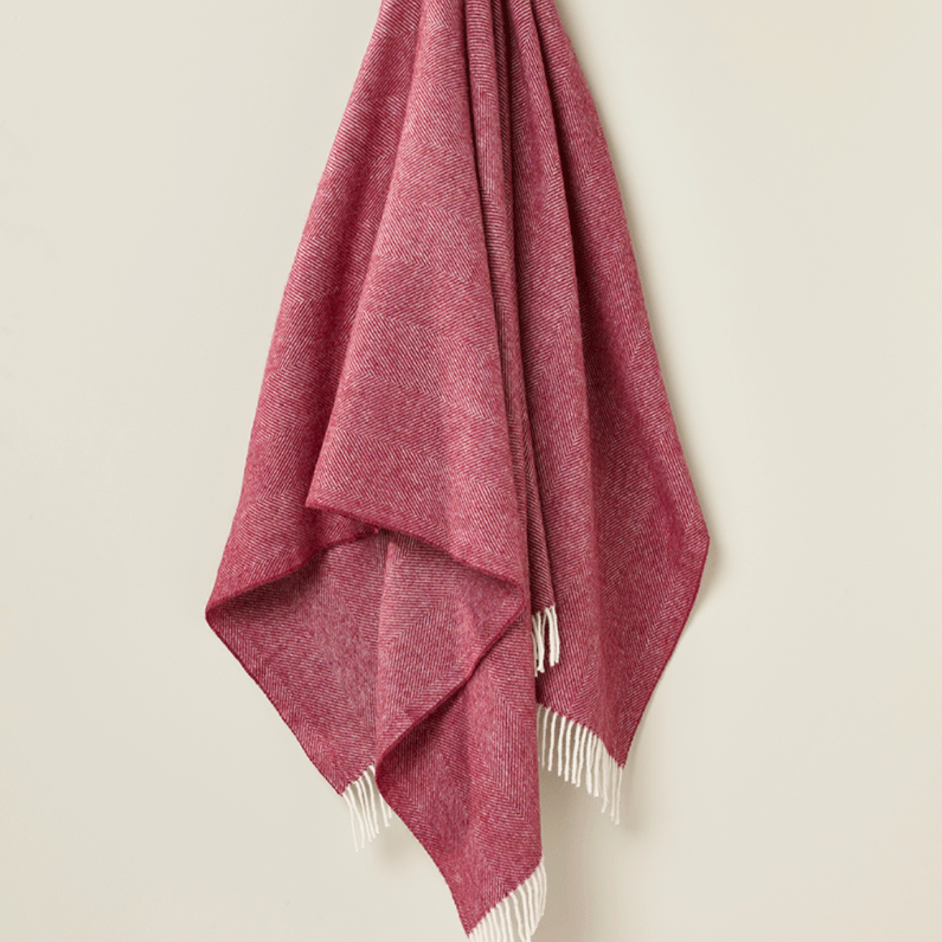 Bronte - Herringbone Berry Throw
