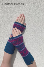 Load image into Gallery viewer, Funky Fair Isle Wrist Warmers
