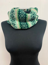 Load image into Gallery viewer, Funky Fair Isle Snood
