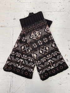 Aunty Mays Fair Isle Wrist Warmers