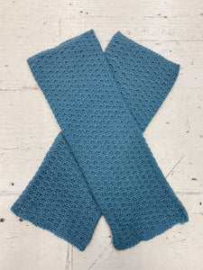 Tuck Stitch Wrist Warmers