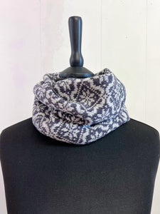 Lizzie's Fair Isle Snood