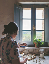 Load image into Gallery viewer, A House Party In Tuscany - Amber Guiness

